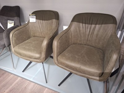 jedilniski-stol-glaso2